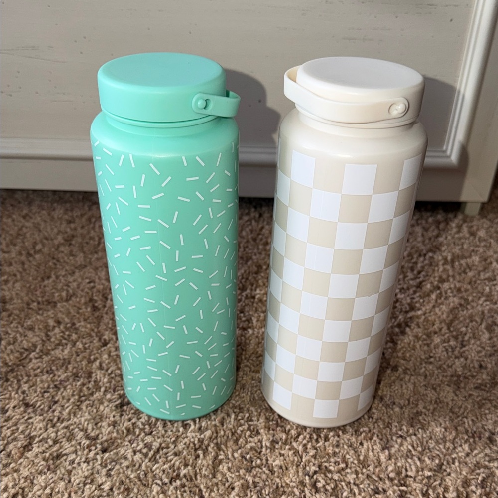 Stylish Mint and Cream Water Bottles